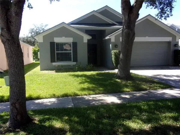 1519 LALIQUE LN, Orlando, FL 32828