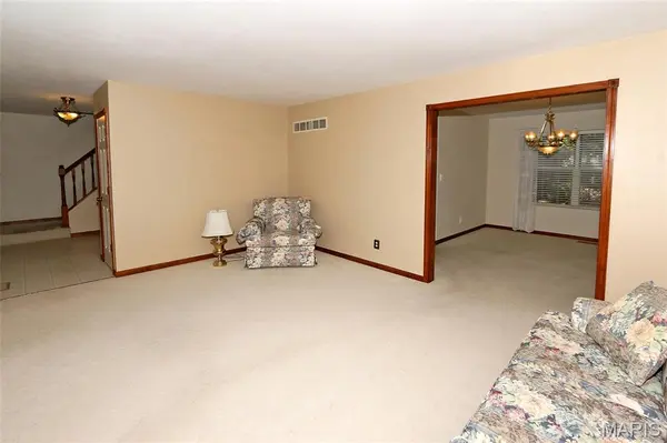 1908 Saint Johns XING, Arnold, MO 63010