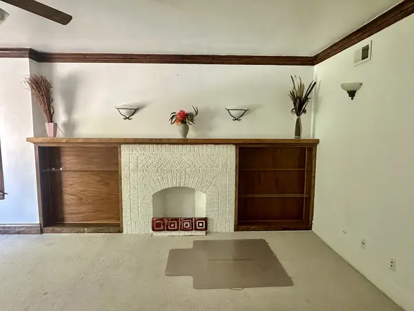 6229 N Claremont AVE #2, Chicago, IL 60659