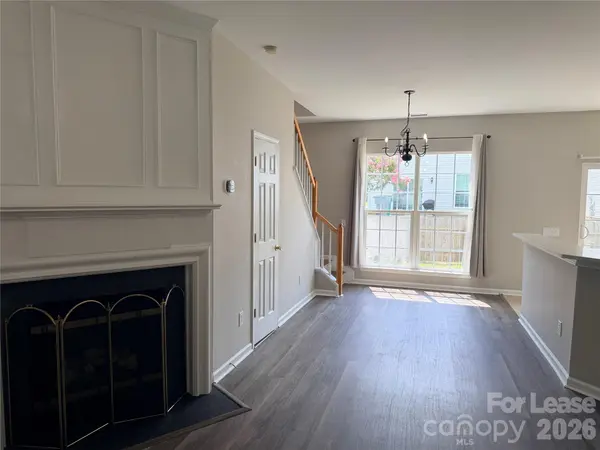 3408 Laurenhurst Laurenhurst LN, Matthews, NC 28270