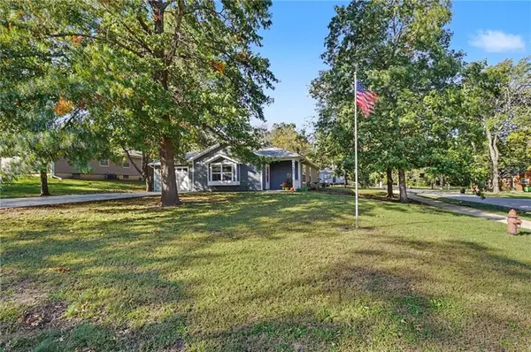 1100 Fremont ST, Baldwin City, KS 66006