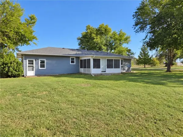 10 NW County Road Oo N/A, Warrensburg, MO 64093