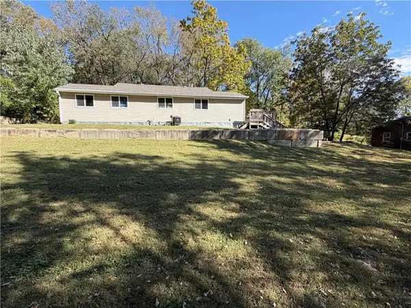 202 N Washington ST, Rock Port, MO 64482