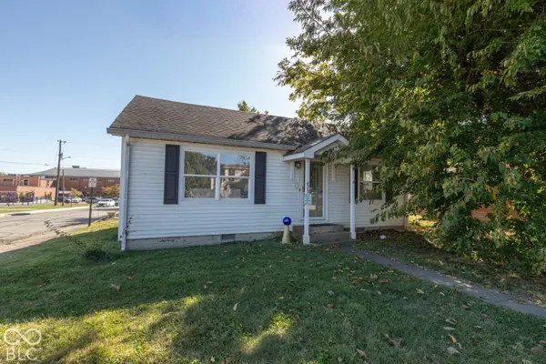 425 E College AVE, Brownsburg, IN 46112