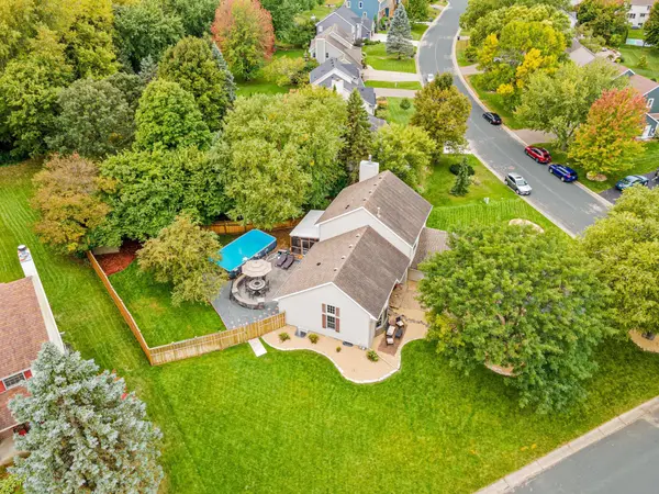 726 Camberwell DR, Eagan, MN 55123