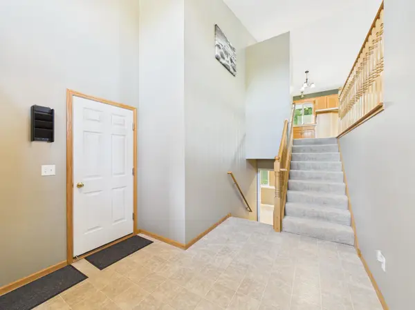 206 Rookery DR, Cold Spring, MN 56320