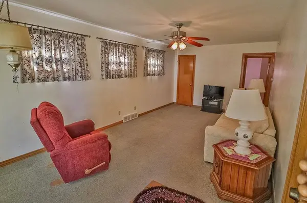 3407 S Downtain Dr, Wichita, KS 67217