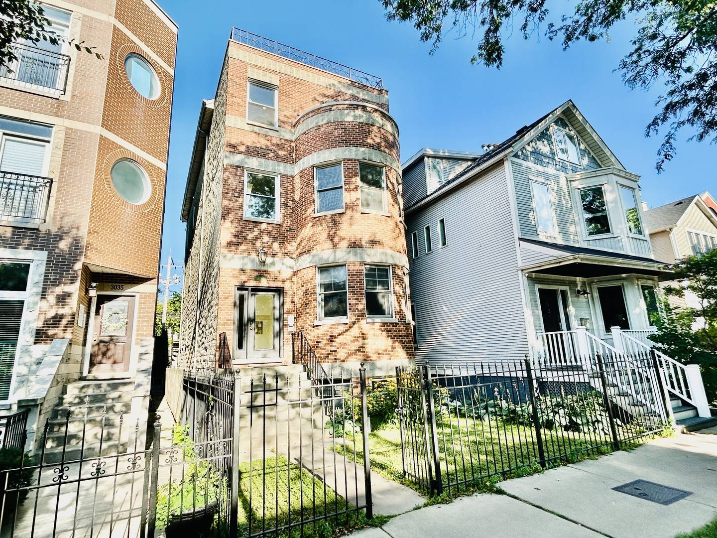 3033 N Racine AVE #1, Chicago, IL 60657