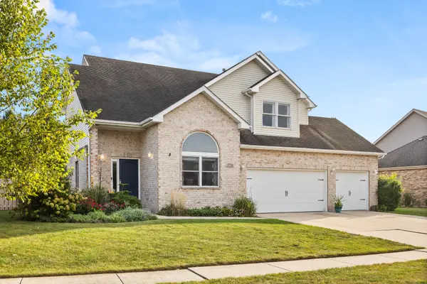 1716 Kingtree DR, Morris, IL 60450
