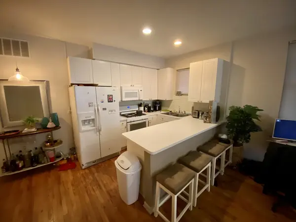 3033 N Racine AVE #1, Chicago, IL 60657