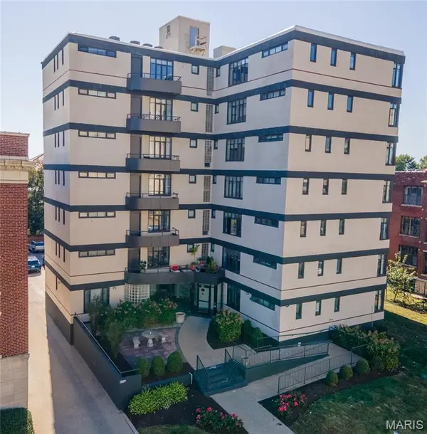 5522 Delmar BLVD, St Louis, MO 63112