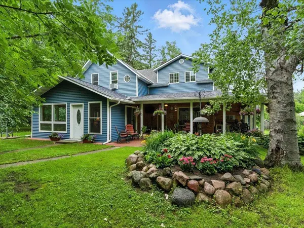 32166 Azure RD, Cushing, MN 56443