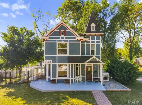 452 W Main ST, Lebanon, IL 62254