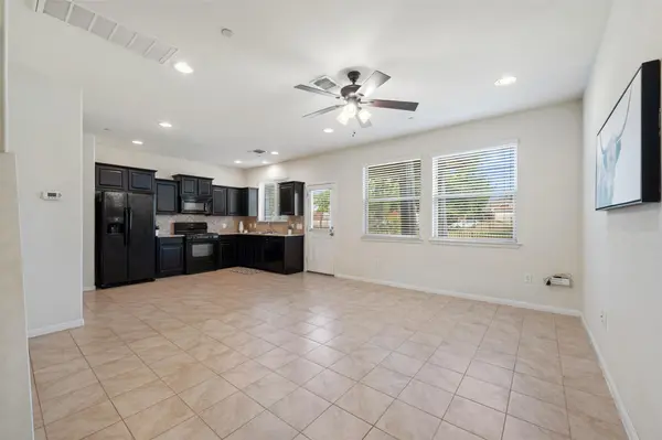 1001 Zodiac LN #49, Round Rock, TX 78665