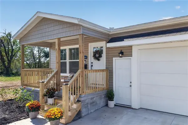 2544 Hiawatha ST, Kansas City, KS 66104