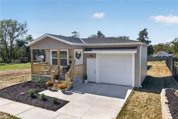 2544 Hiawatha ST, Kansas City, KS 66104