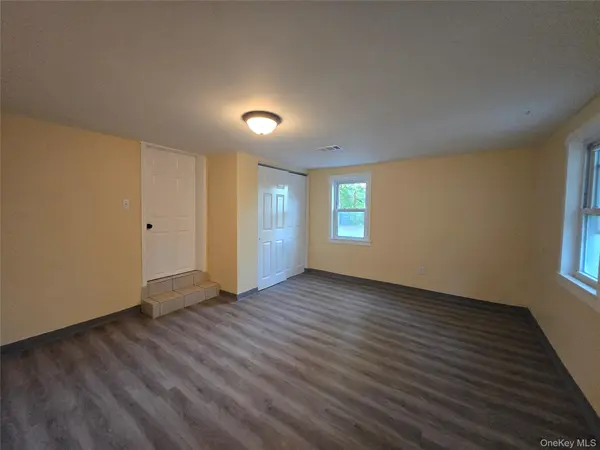 21 Fair AVE, Middletown, NY 10940