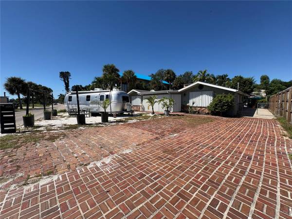 108 SUNRISE DR, Nokomis, FL 34275