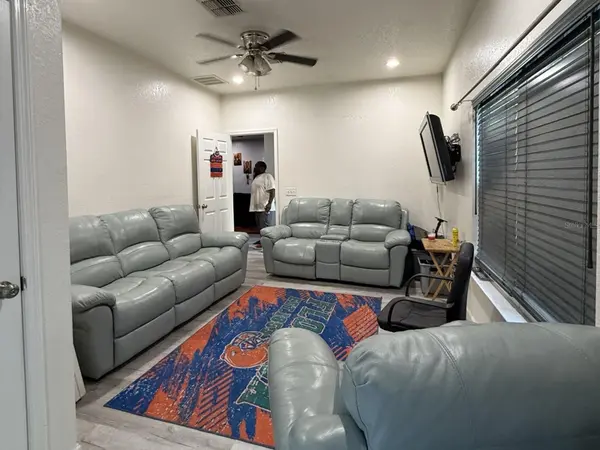 2722 NW 154TH ST, Newberry, FL 32669