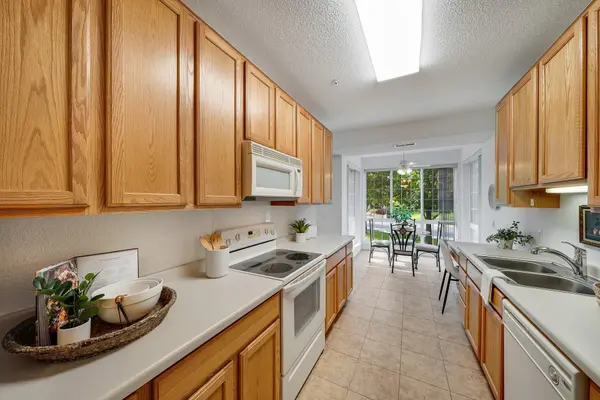 100 Clydesdale TRL #128, Medina, MN 55340
