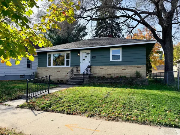 227 22nd AVE N, Saint Cloud, MN 56303