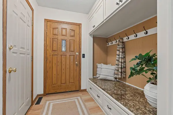 1921 Linda LN, Saint Cloud, MN 56301