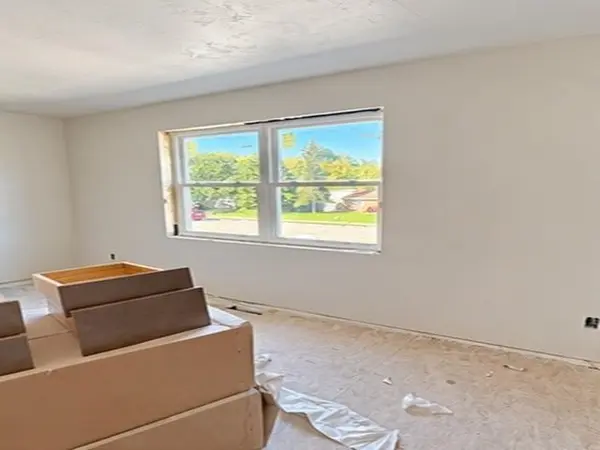 1241 W SOUTH PARK AVE, Oshkosh, WI 54902