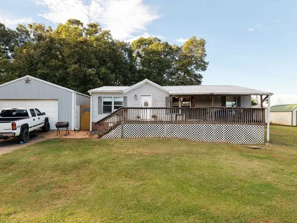 714 Saphire CT, Inman, SC 29349