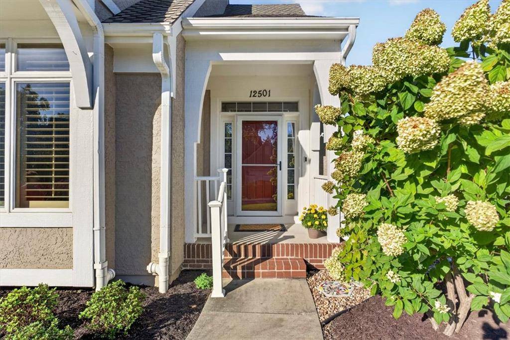 12501 W 123rd ST, Overland Park, KS 66213