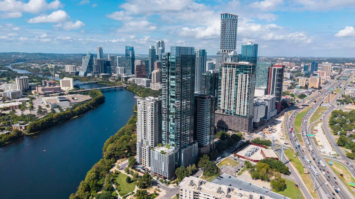 44 East Ave #3305, Austin, TX 78701