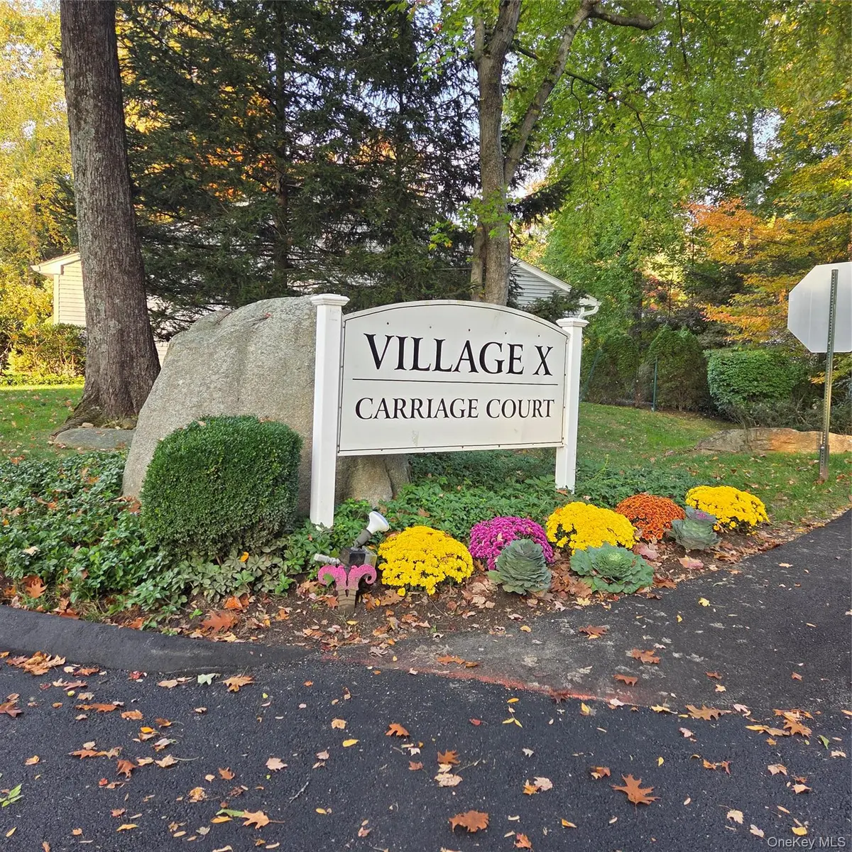 163 Carriage CT #A, Yorktown Heights, NY 10598