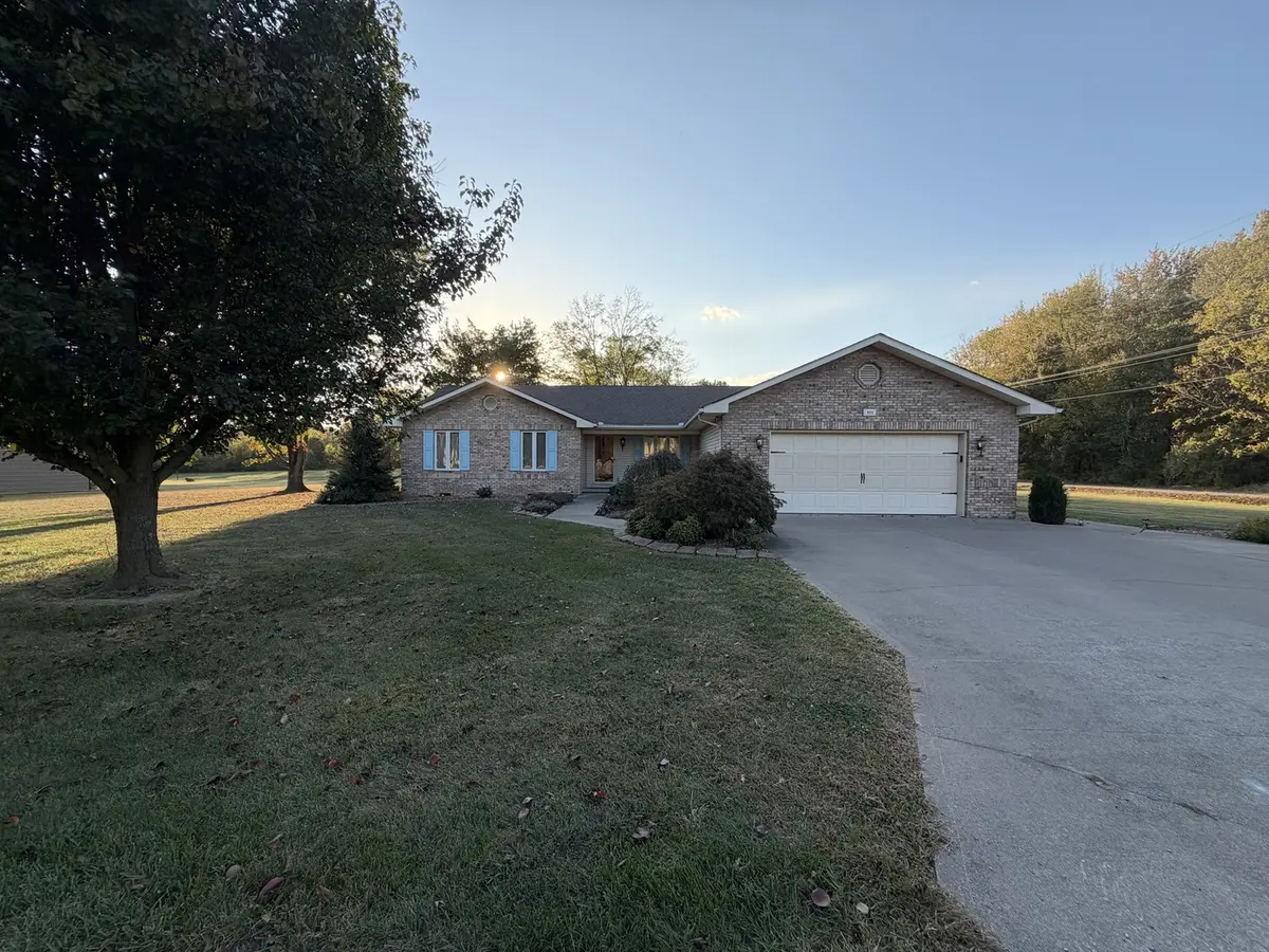 909 N Emma ST, West Frankfort, IL 62896