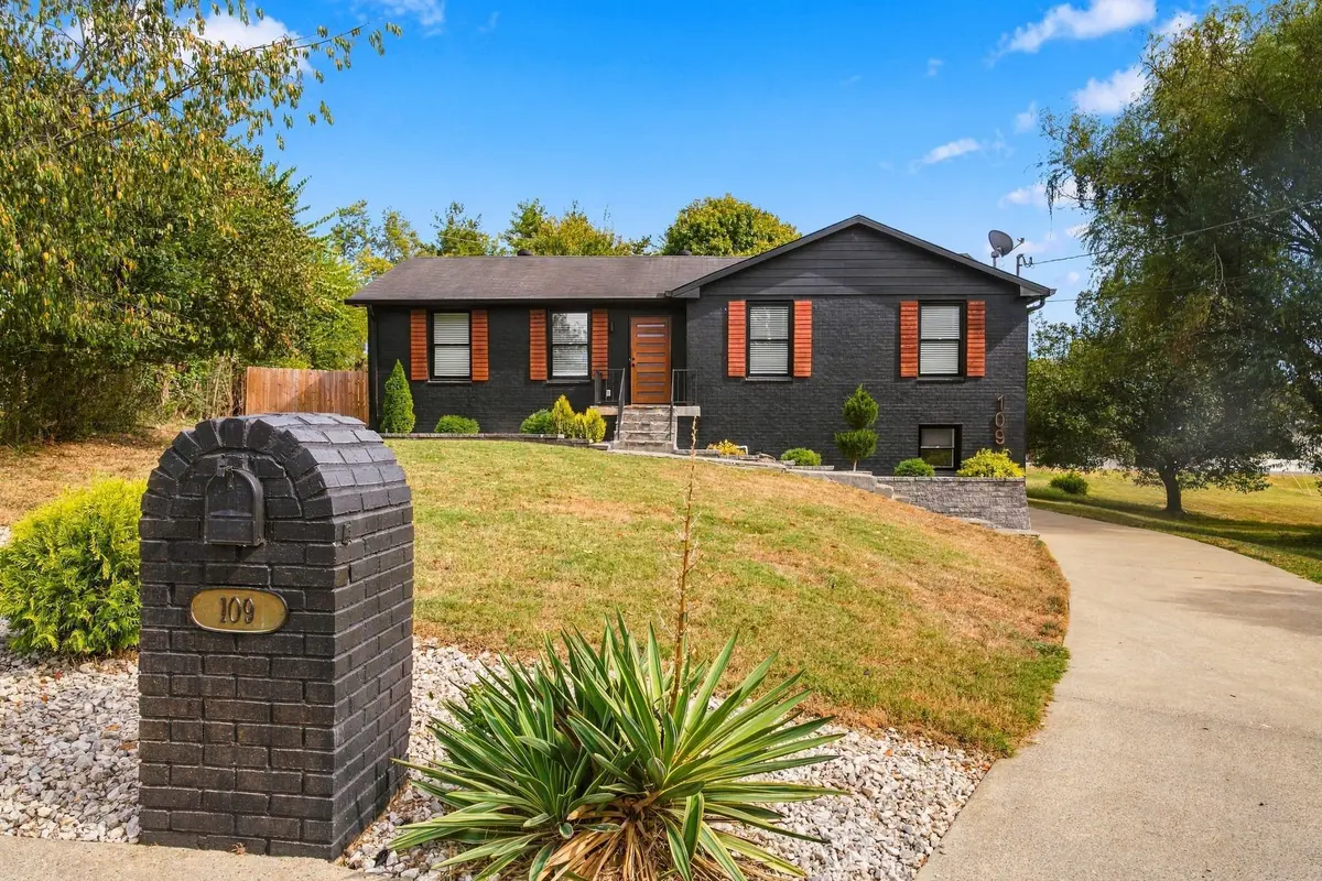 109 Redondo Ct #S, Hendersonville, TN 37075