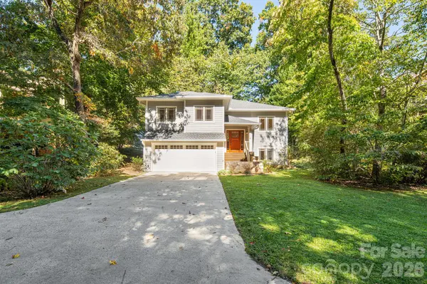 21 Lake AVE, Black Mountain, NC 28711