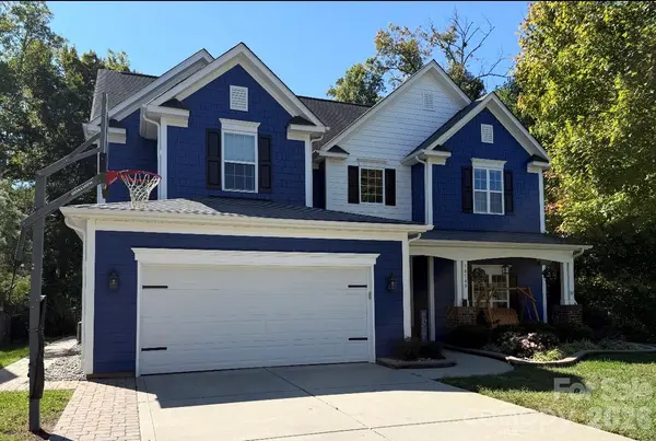 10140 Falling Leaf DR, Concord, NC 28027