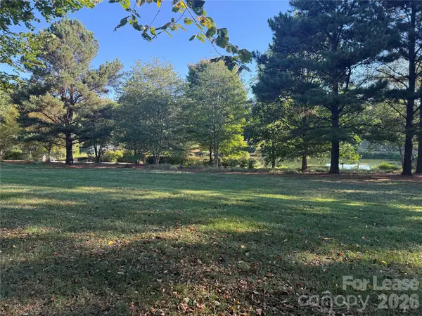 207 Harbour Place DR, Davidson, NC 28036