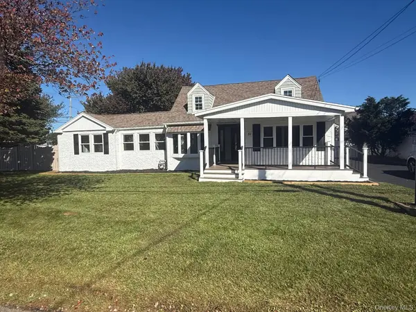 51 Tameling AVE, Babylon, NY 11702