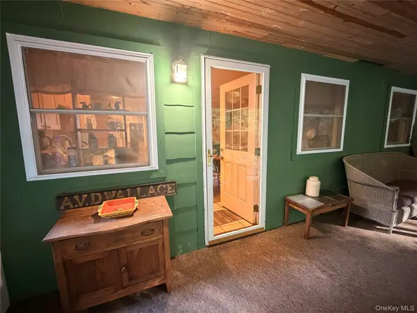 113 121 Galligan RD, Cuddebackville, NY 12729