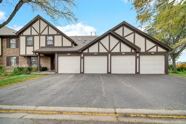 193 Raleigh CT #193, Wood Dale, IL 60191