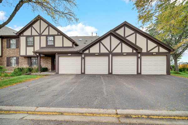 193 Raleigh CT #193, Wood Dale, IL 60191