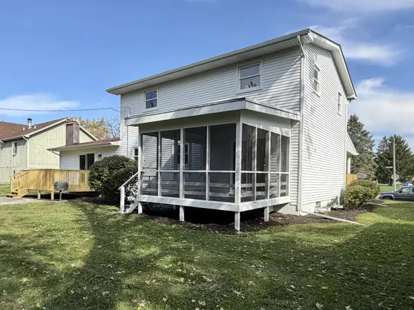 6396 Ellsworth Place, Merrillville, IN 46410