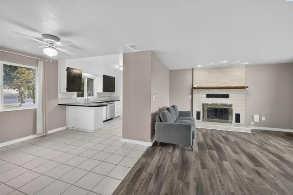 6316 W Yellowstone Ave, Kennewick, WA 99336