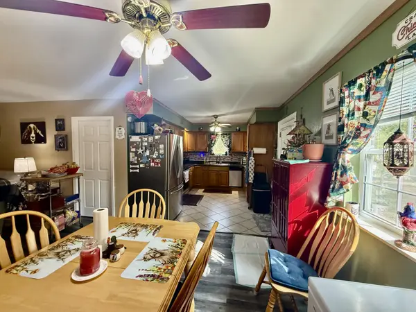 6453 Highway Z, Houston, MO 65483