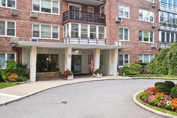 3 Washington SQ #6B, Larchmont, NY 10538