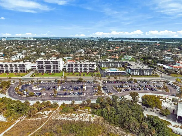 797 BEACH RD #415, Sarasota, FL 34242