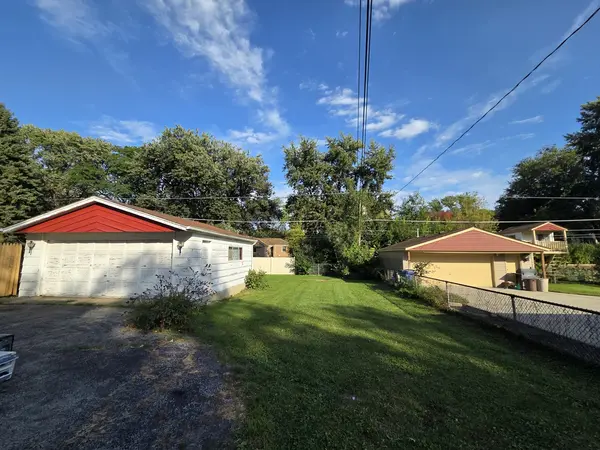 319 N Main ST, Mount Prospect, IL 60056