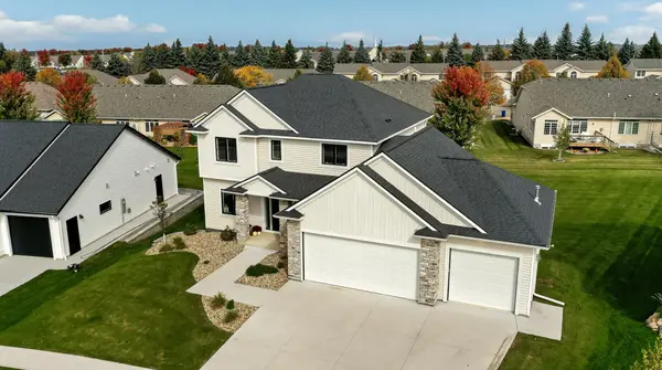 2219 Glady LN NE, Rochester, MN 55906