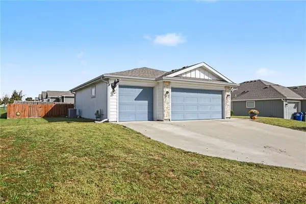 2504 E 26th ST, Lawrence, KS 66046