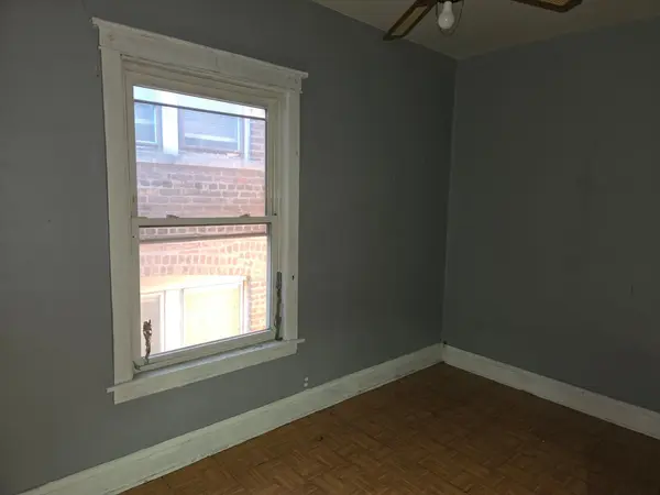 10554 S Avenue L ST, Chicago, IL 60617