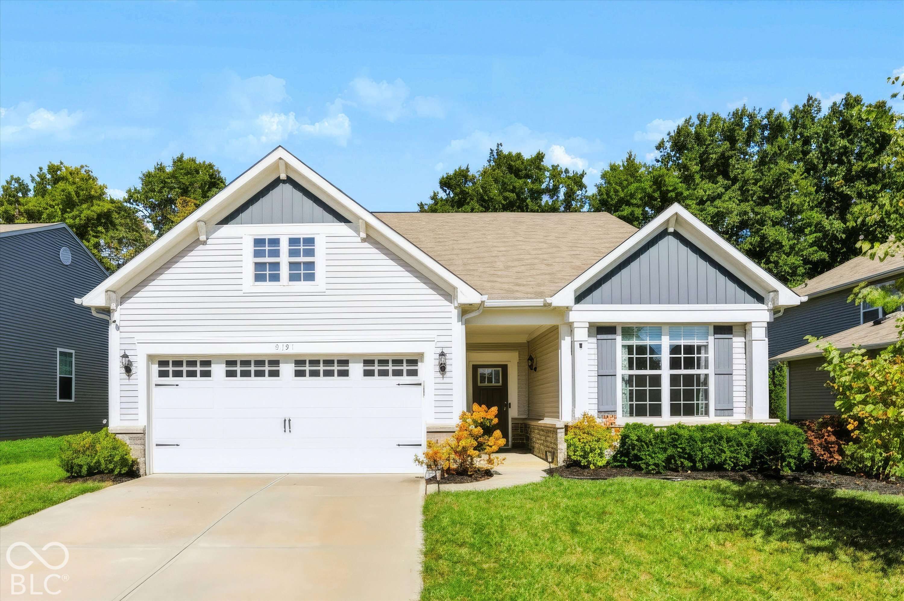 6794 Keepsake DR, Whitestown, IN 46075